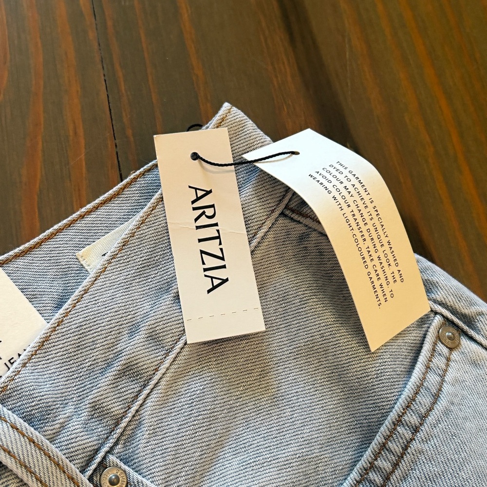 Denim Forum The 90s Lo-Rise Baggy Wide Jean - Picture 11 of 11